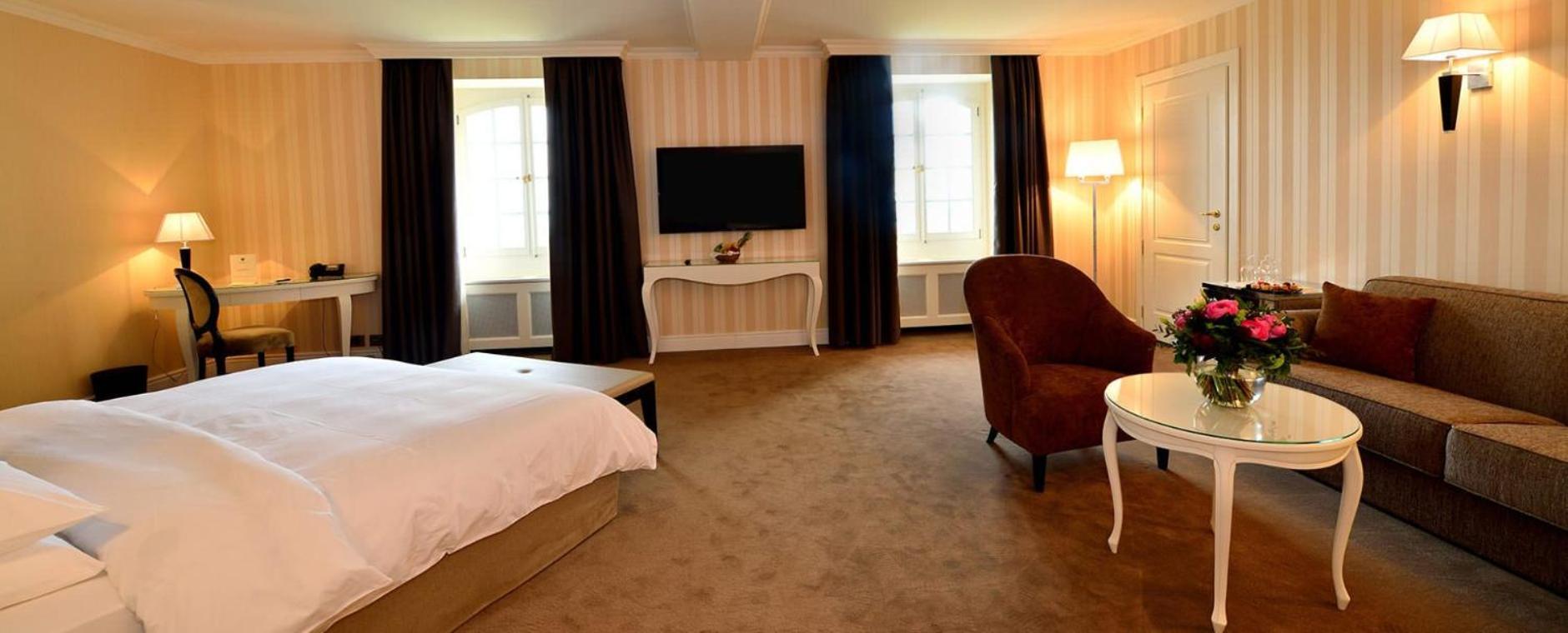 Chateau De Bonmont Cheserex ภายนอก รูปภาพ